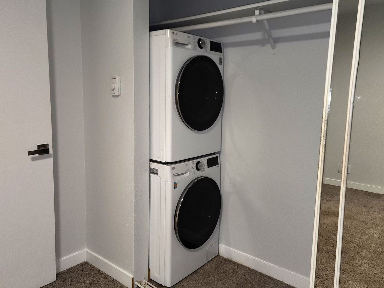 Kent Riviera Apartments - Photo 5 of 13