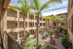 featured image of 1929 Beloit Avenue