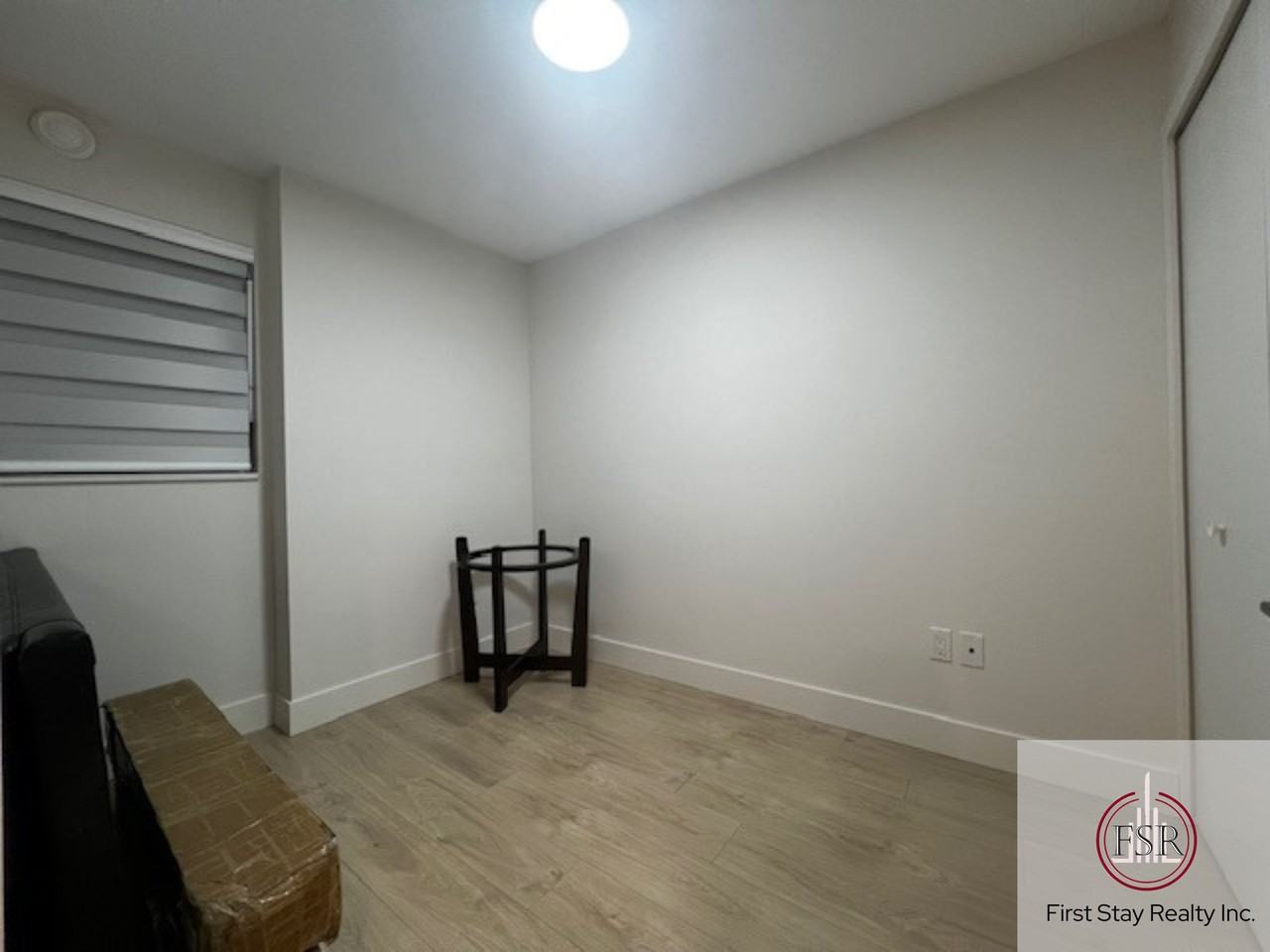 927 Chestnut Street - Photo 3 of 8