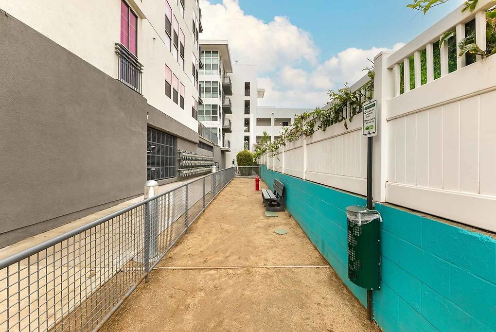 The Stuart at Sierra Madre Villa - Photo 6 of 50