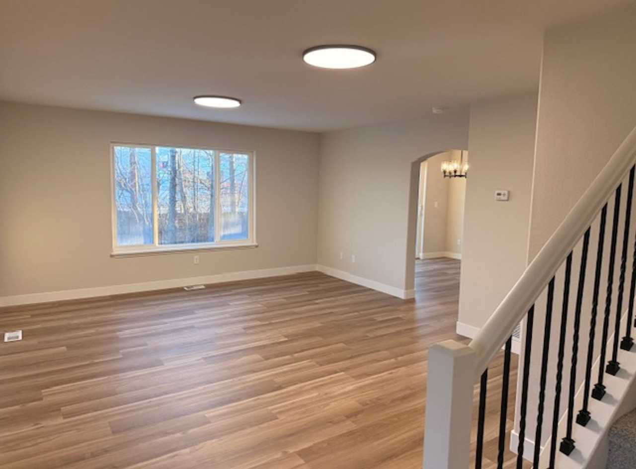 3936 Lakehurst Cir #A - Photo 6 of 24