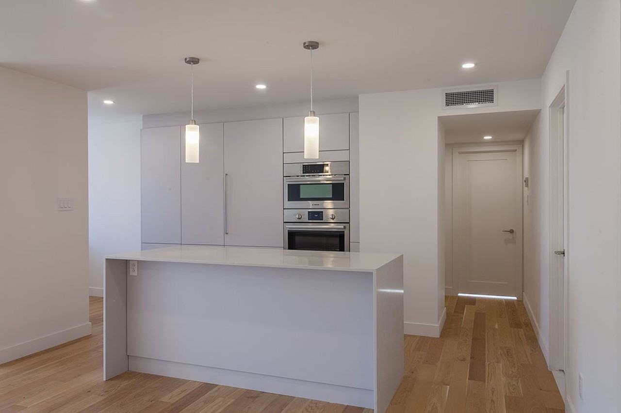 Regency - Photo 2 of 50