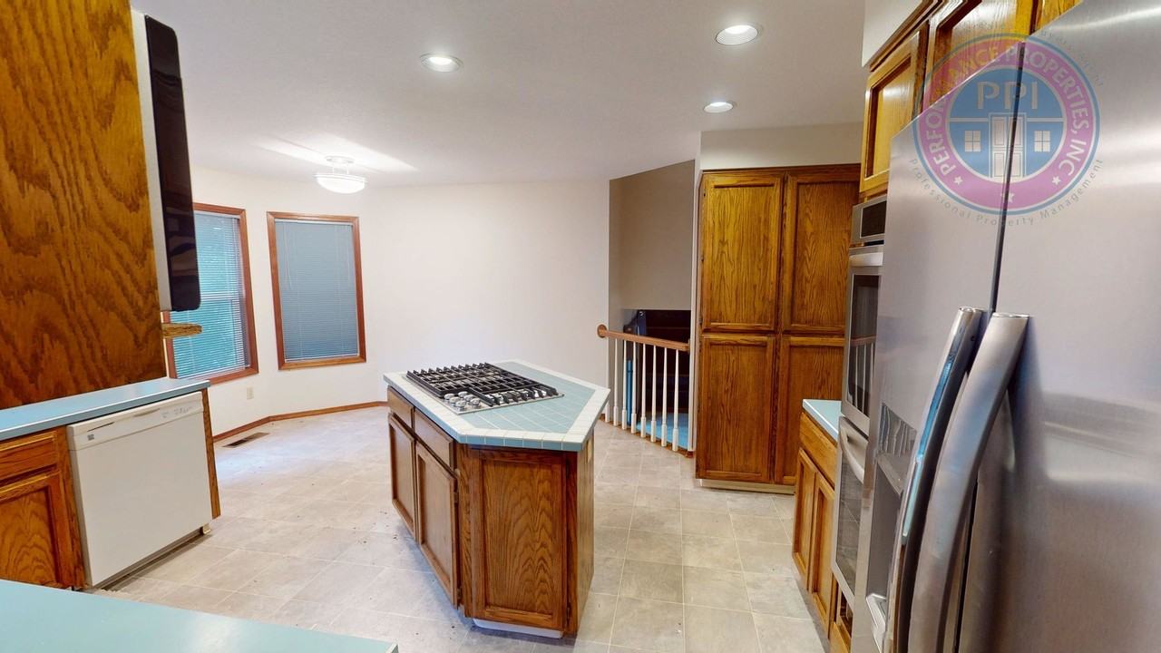 2934 Hunter Way - Photo 7 of 41