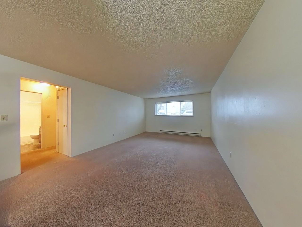 437 Nw 11th St #1 - Photo 2 of 9