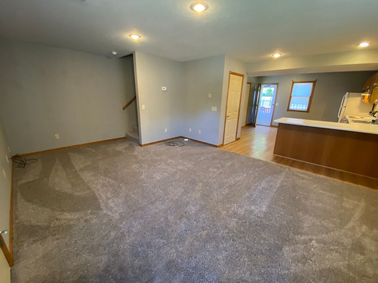 4759 South Ash Avenue - Photo 4 of 18