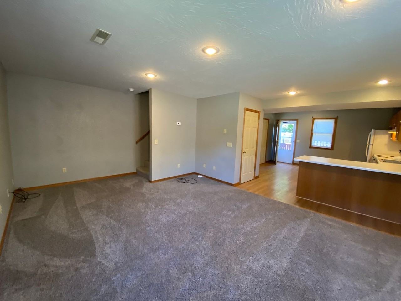 4759 South Ash Avenue - Photo 6 of 18