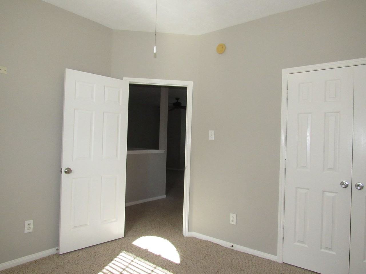 3519 Englewood Drive - Photo 3 of 25