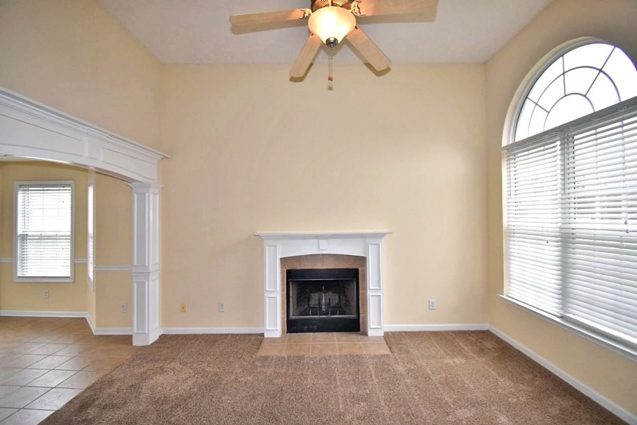 817 Mckean Drive - Photo 2 of 17