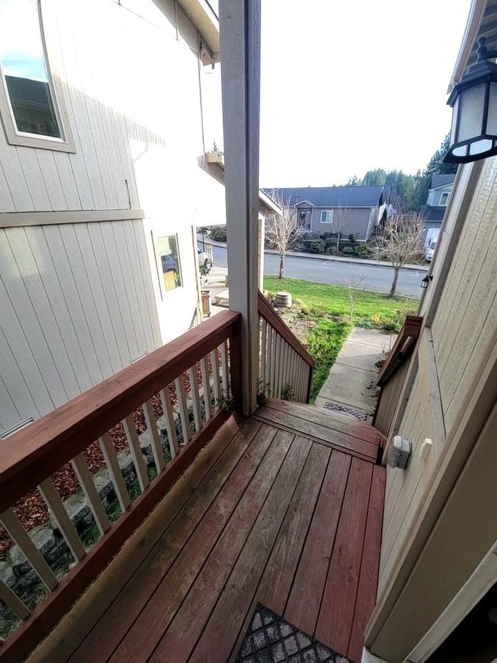 3501 Southeast Property Court - Photo 4 of 30