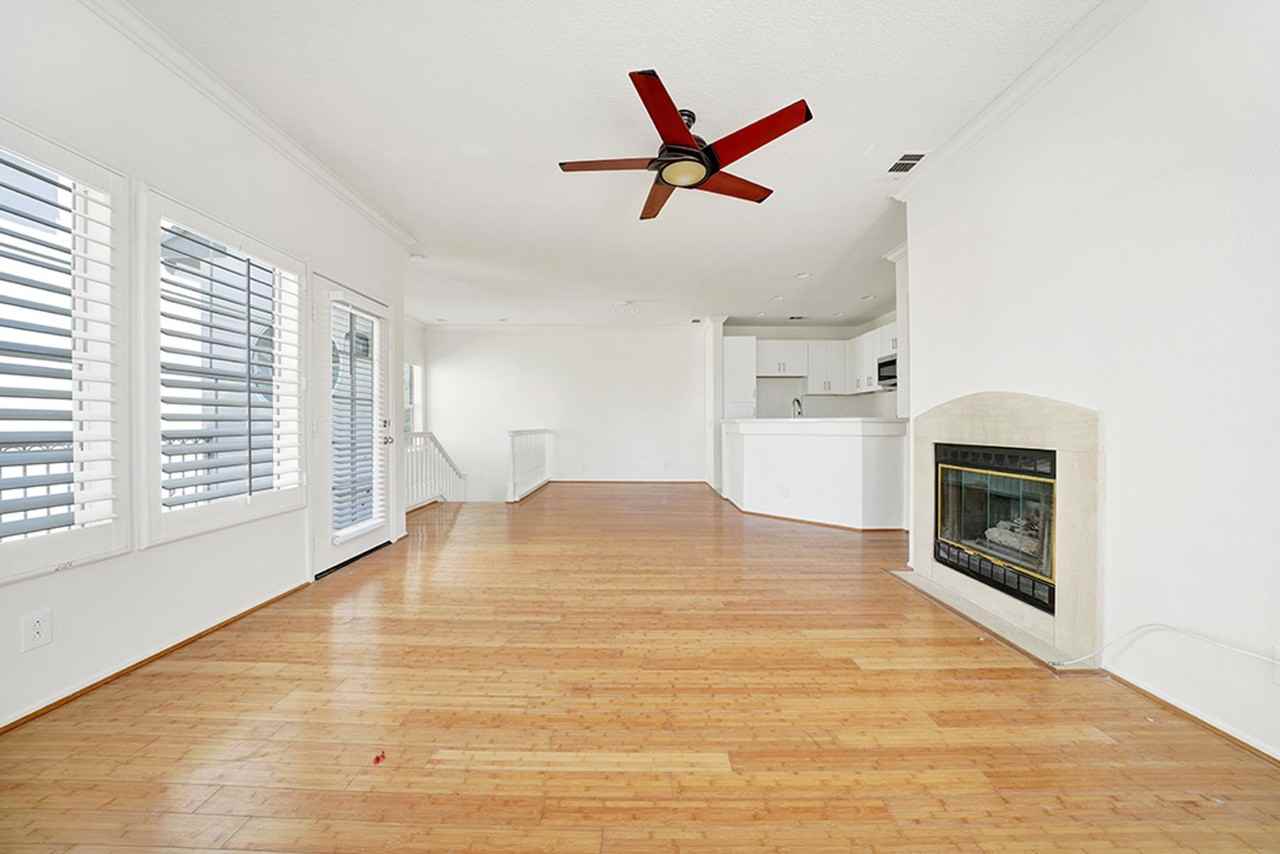 94 Anjou - Photo 3 of 38