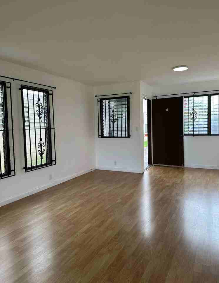 98 Kaonohi Street - Photo 7 of 24