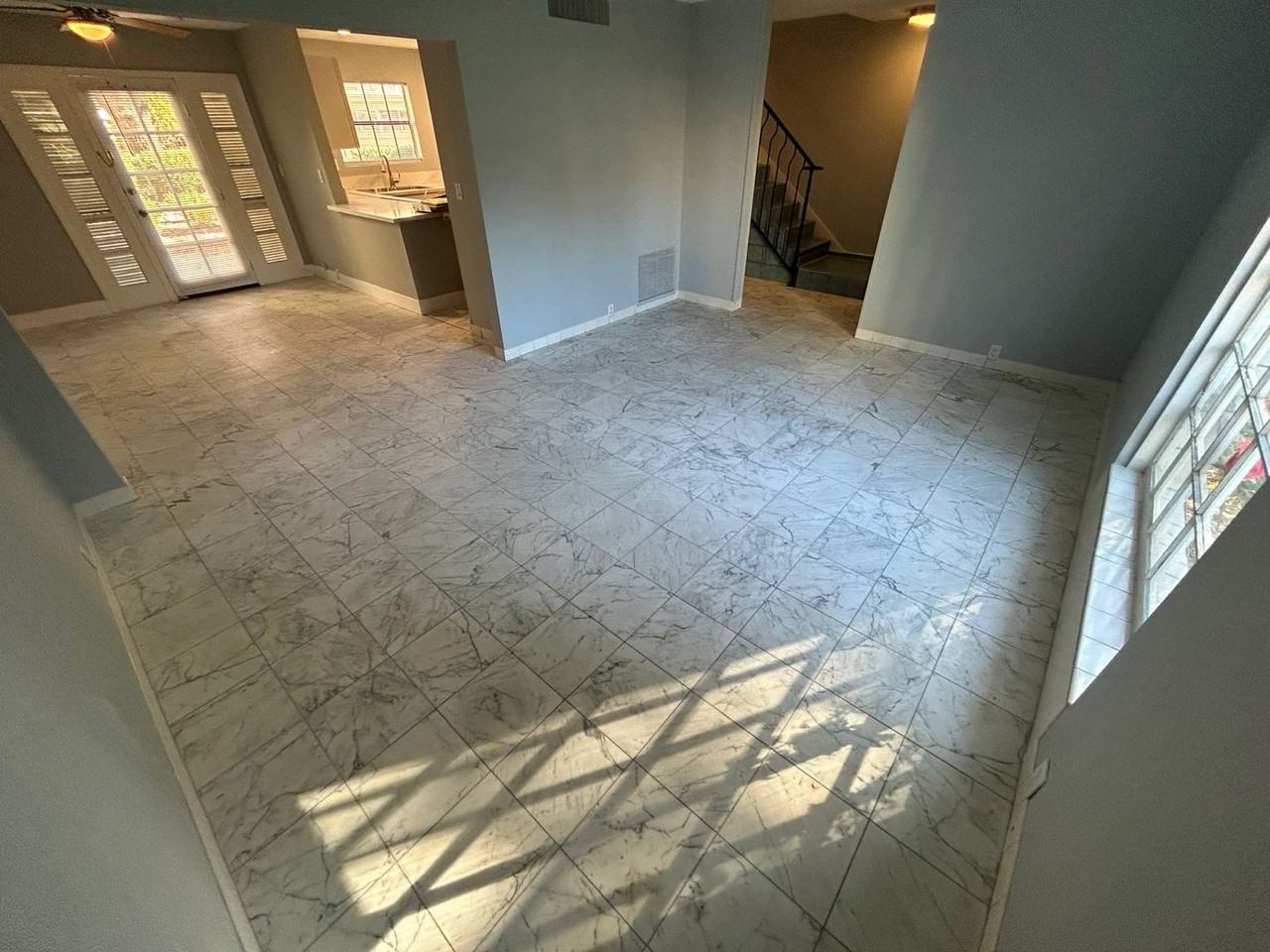 596 Tam O Shanter - Photo 4 of 29