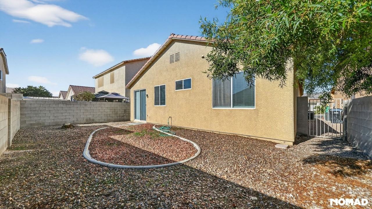 1903 Giant Pine Avenue - Photo 2 of 37