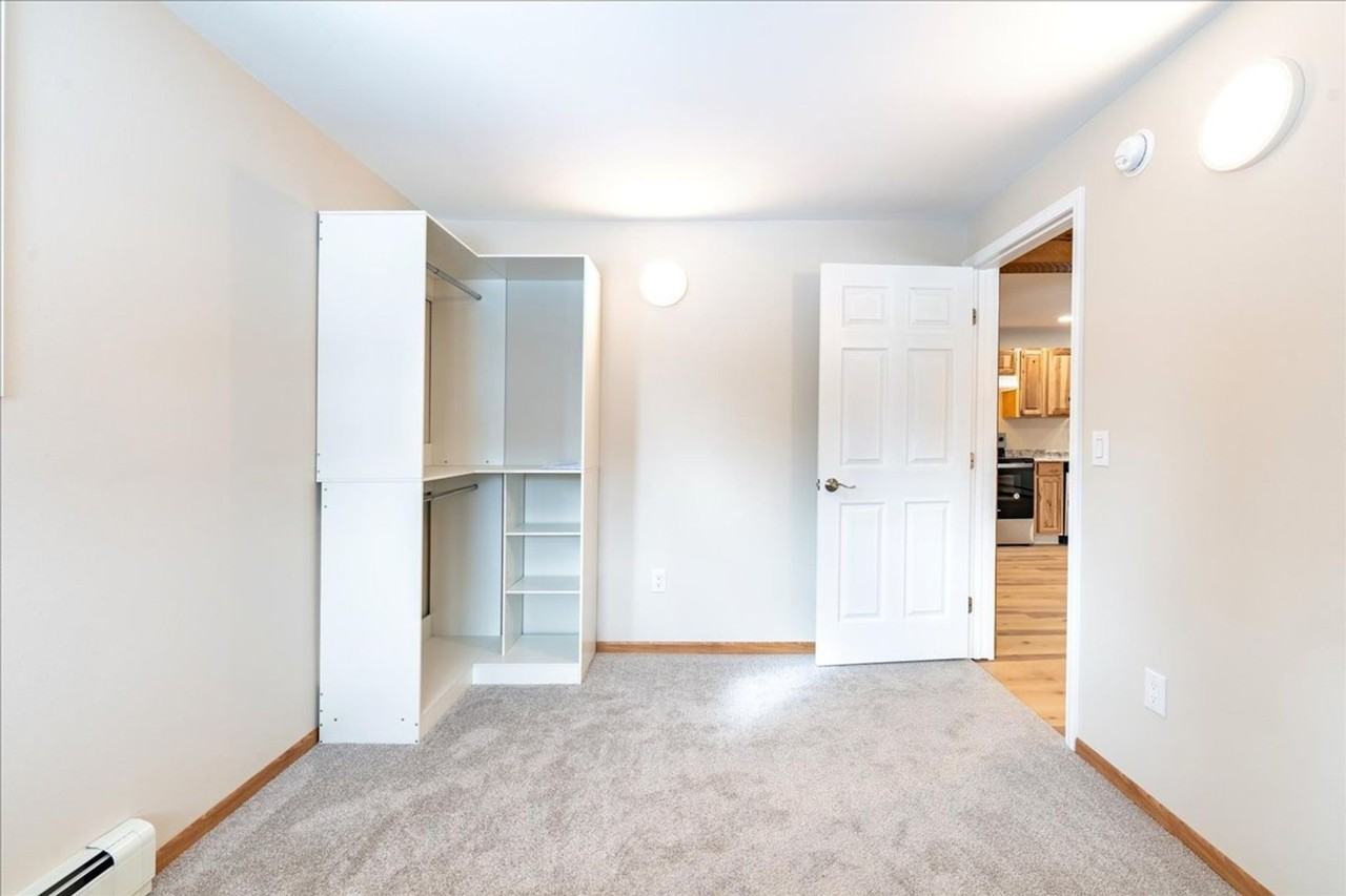 228 Craig Avenue - Photo 6 of 12