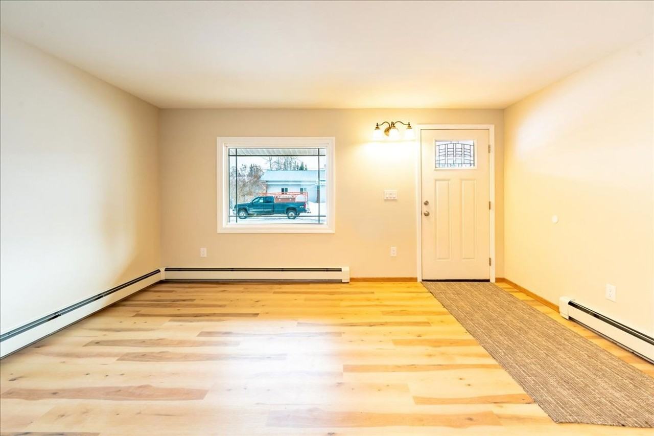 228 Craig Avenue - Photo 7 of 12