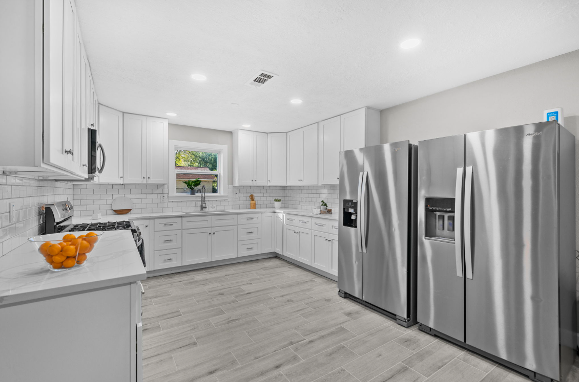 8050 Tavenor Lane, Unit 1C - Photo 2 of 9