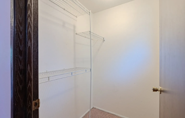 608 Northeast Pinebrook Avenue - Photo 2 of 12