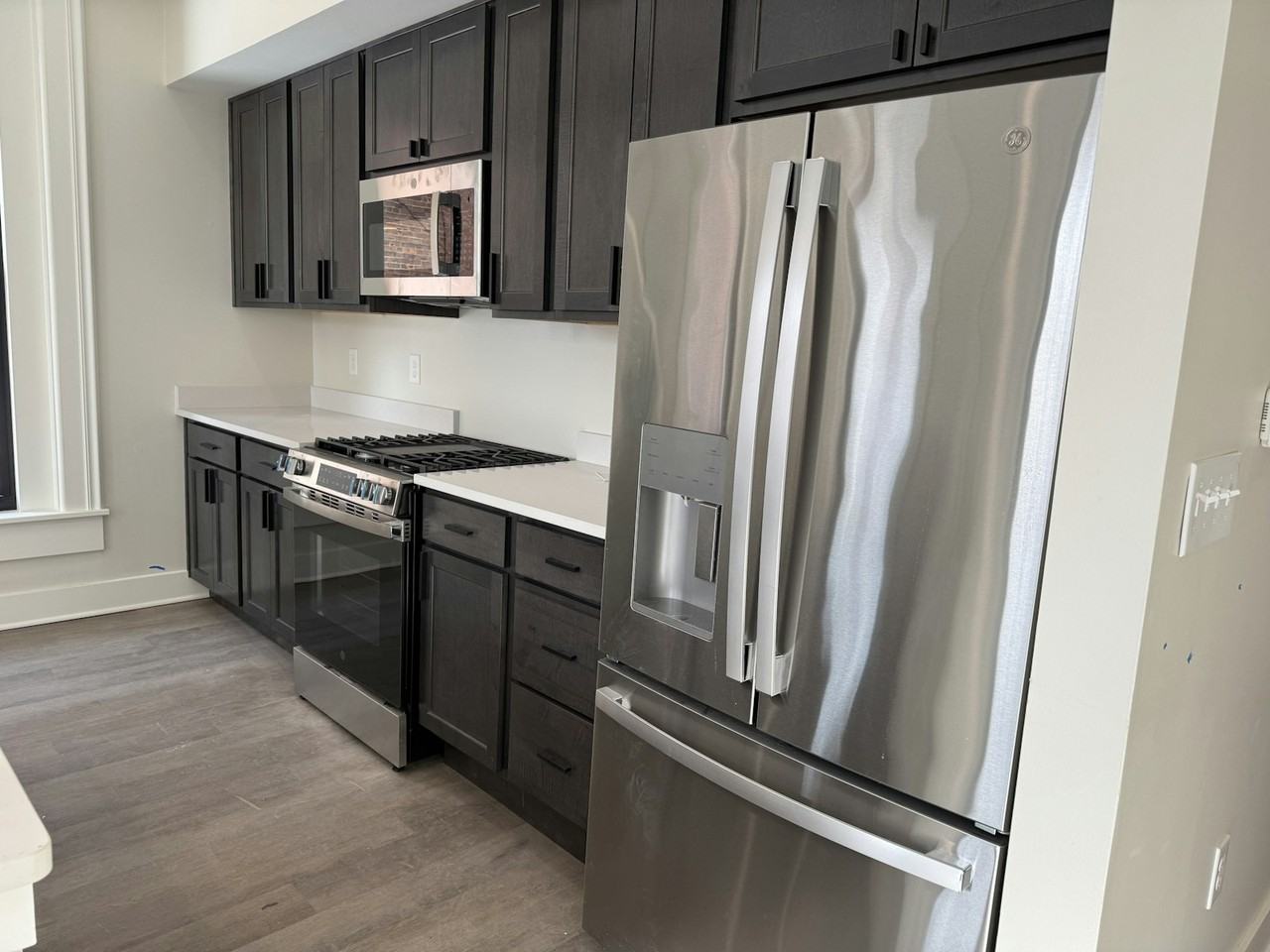 106 East Erie Street, Unit 2A - Photo 2 of 7