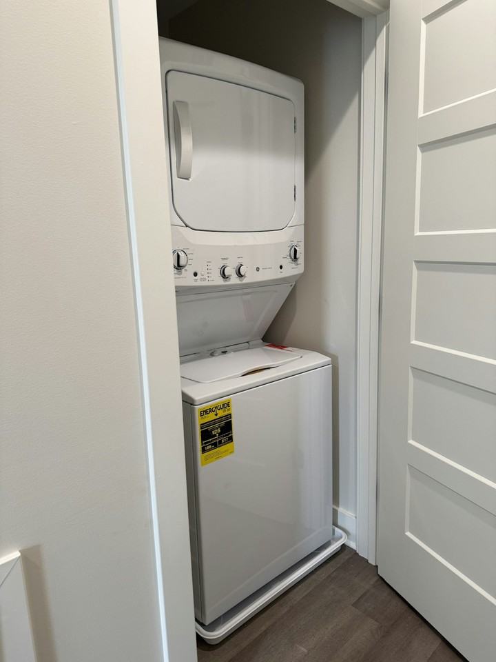 106 East Erie Street, Unit 2B - Photo 5 of 6
