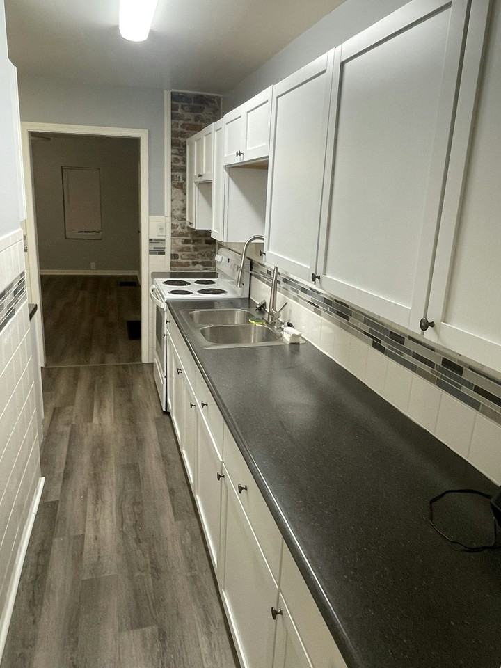 1517 North Chester Avenue - Photo 4 of 14