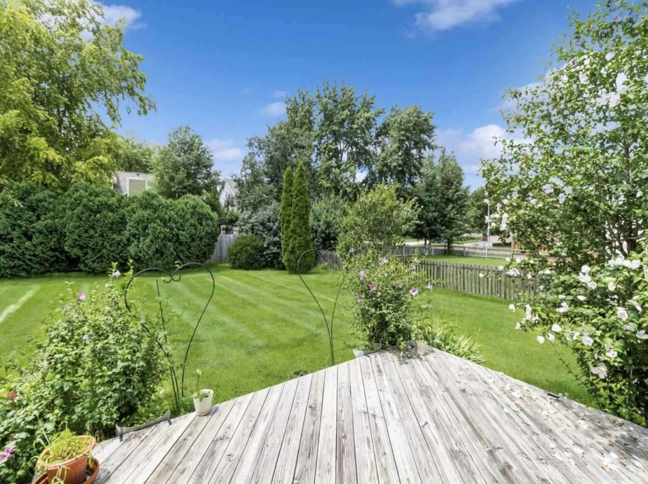 2212 NW 139th St - Photo 3 of 29