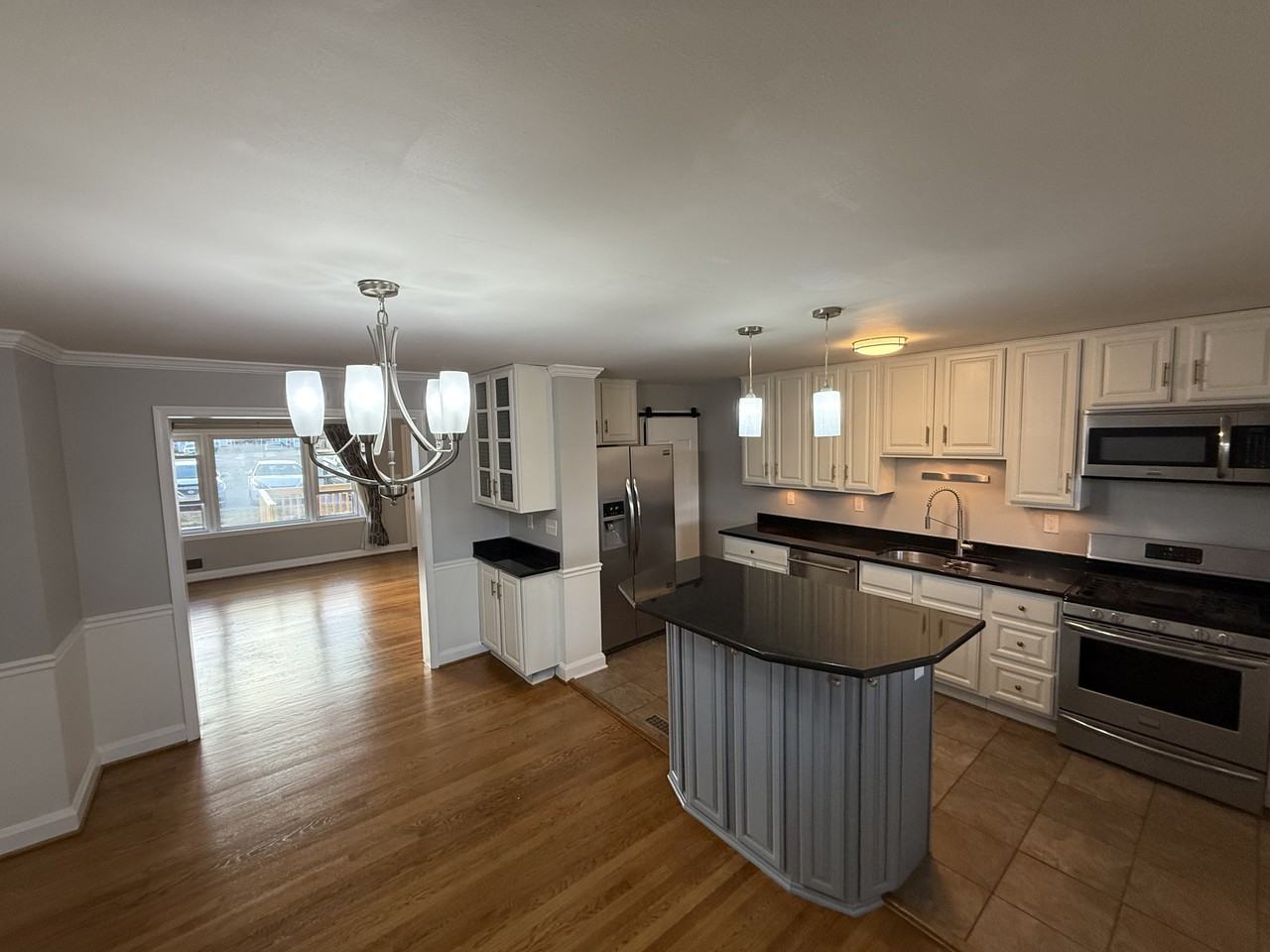 21 Skidmore Court #0 - Photo 4 of 33