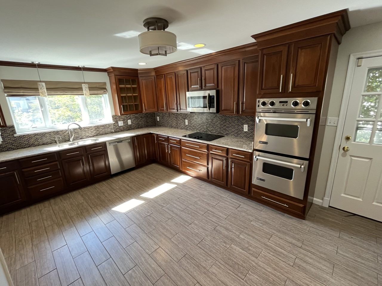 6805 Millwood Road #NA - Photo 6 of 22