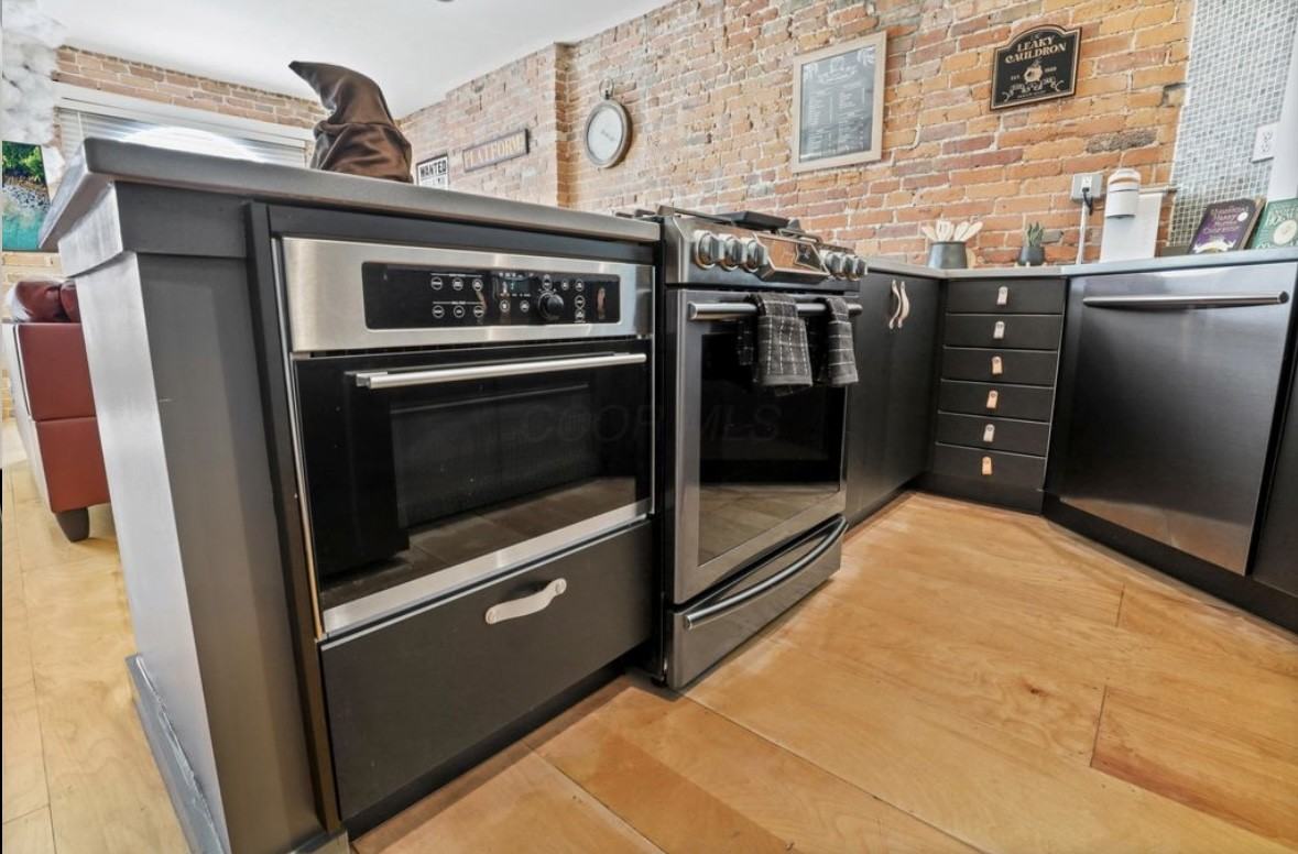 974 N High St #B - Photo 6 of 14