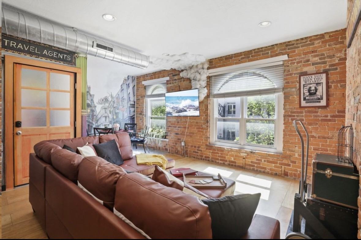 974 N High St #B - Photo 7 of 14