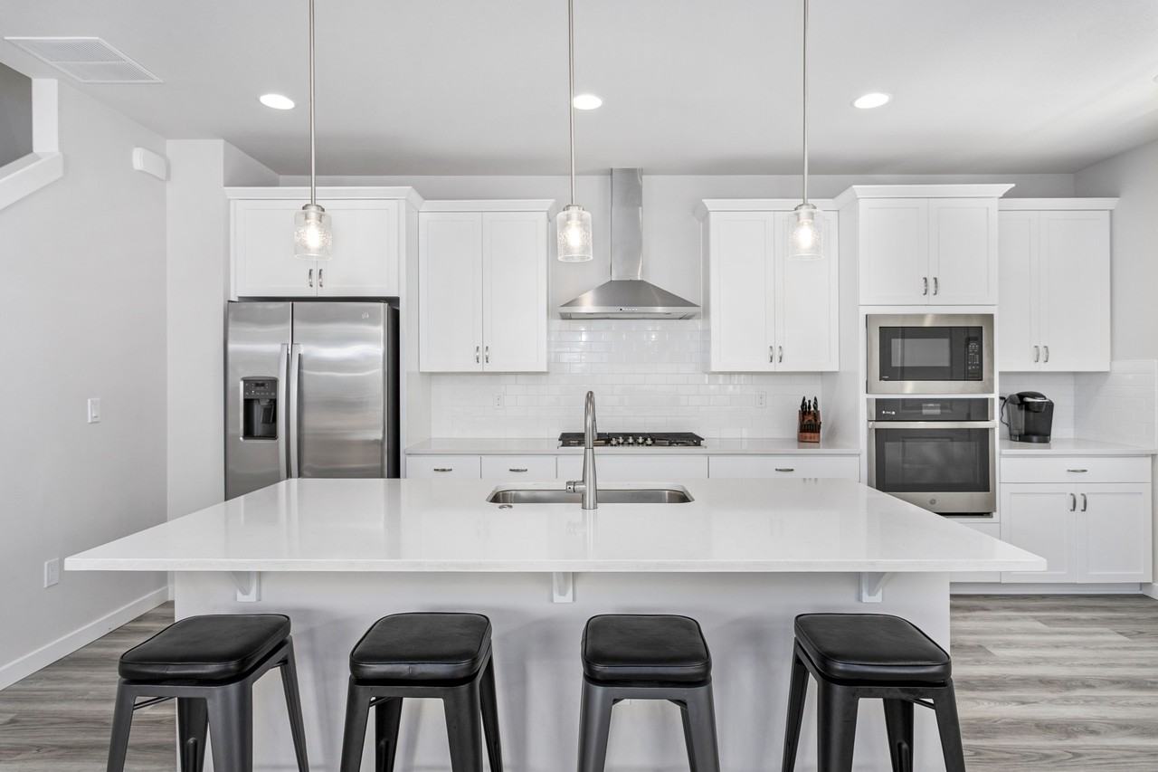 6533 Southwest Lupine Lane #NA - Photo 4 of 31