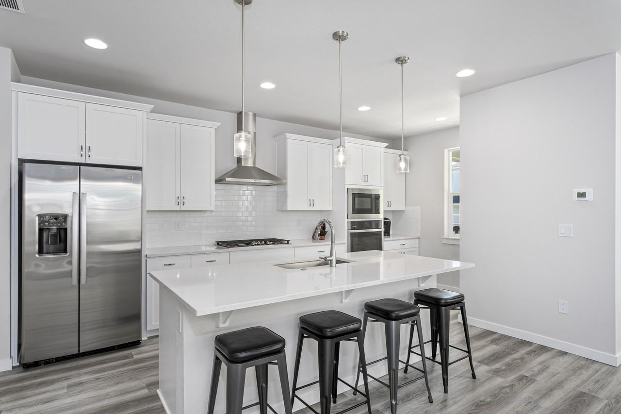 6533 Southwest Lupine Lane #NA - Photo 6 of 31