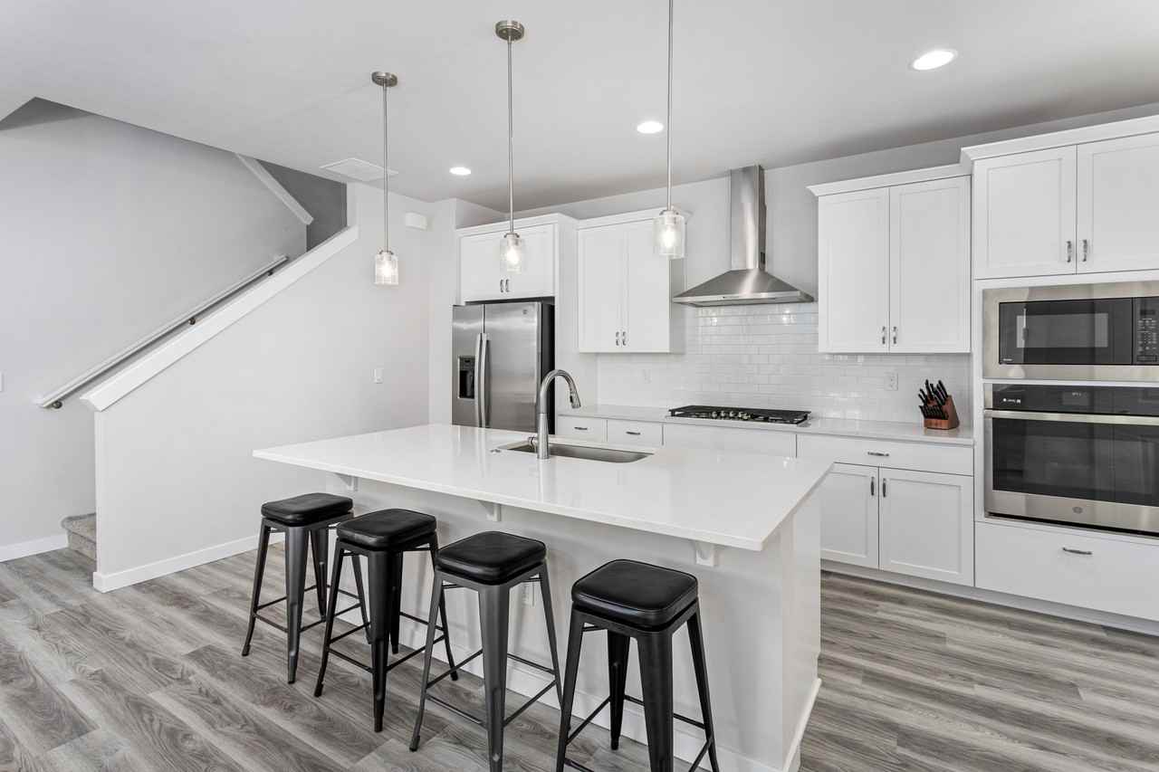 6533 Southwest Lupine Lane #NA - Photo 7 of 31