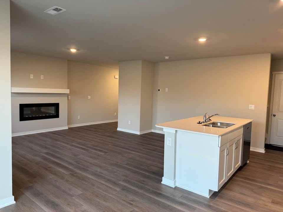 309 Juniper Drive - Photo 2 of 8