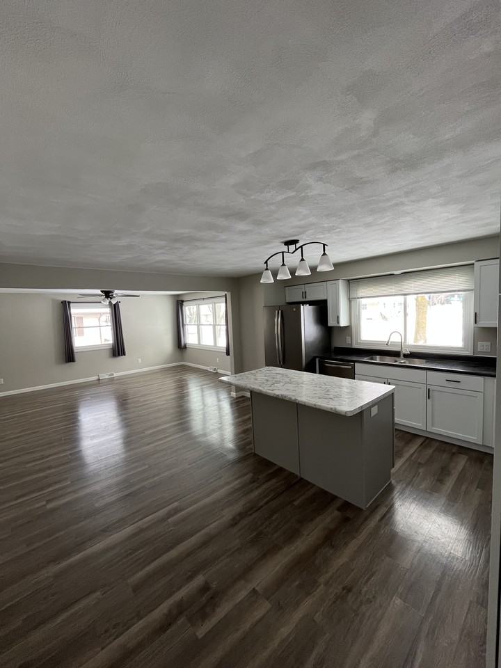 509 South Matthias Street #NA - Photo 2 of 19