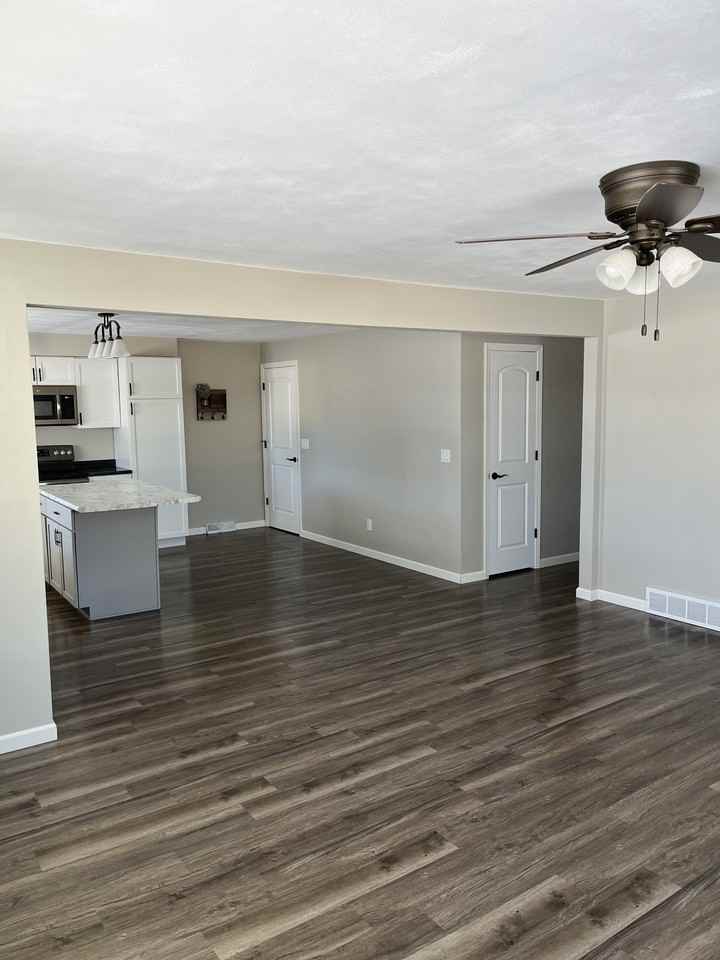 509 South Matthias Street #NA - Photo 7 of 19