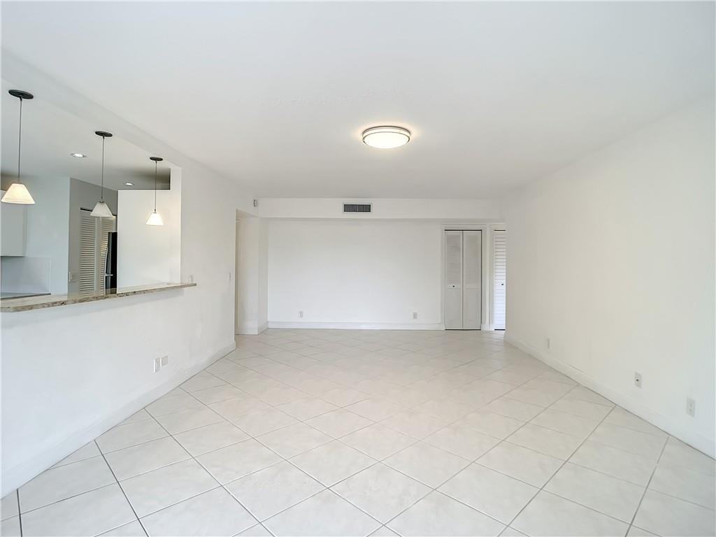 6342 Longboat Lane West #404 - Photo 7 of 9