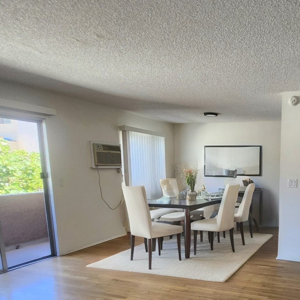 400 - 412 N Serrano Avenue - Photo 2 of 24