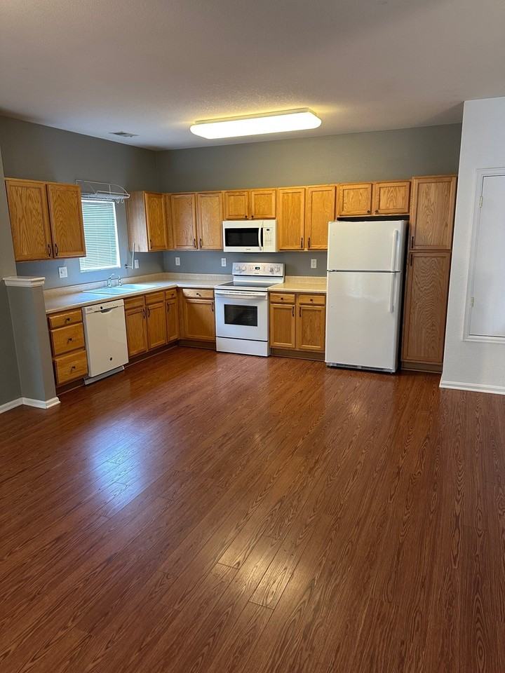 16808 E GUNNISON DR - TRP - Photo 4 of 11