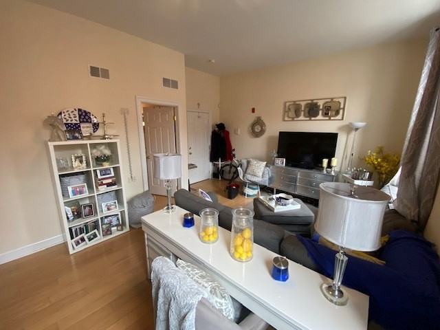 1624 Mt. Vernon St. - Photo 2 of 6