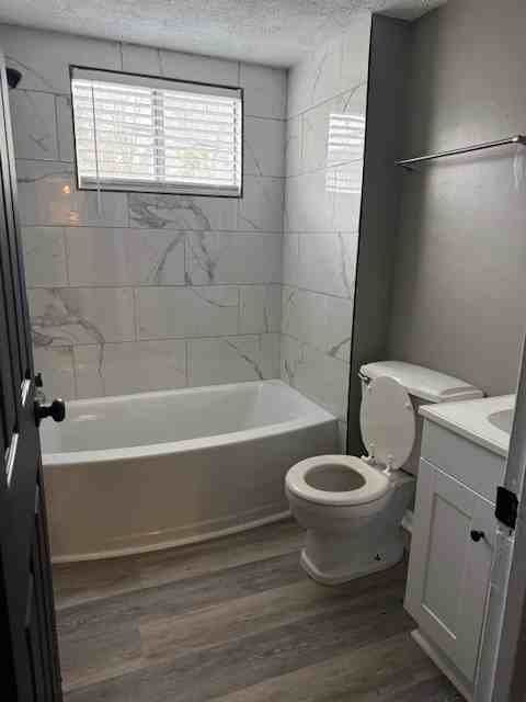 601 King George Avenue Southwest - Photo 3 of 5