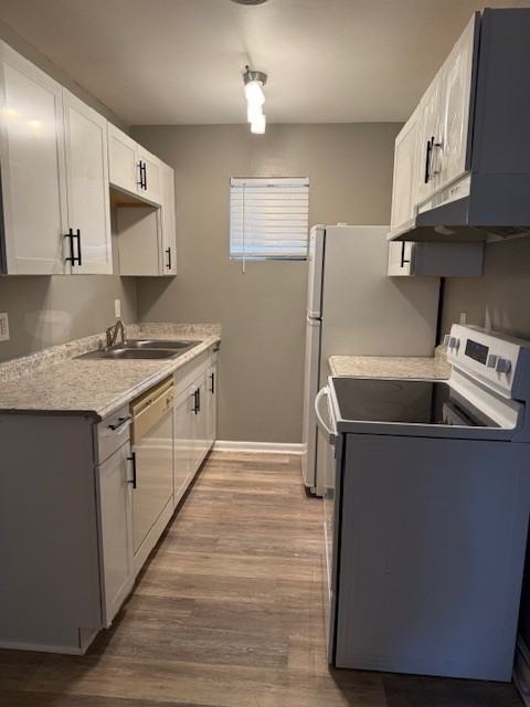 601 King George Avenue Southwest - Photo 4 of 5