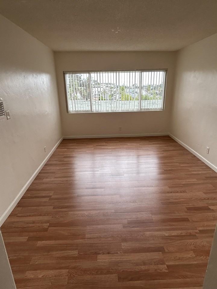 52nd St. - Photo 6 of 12