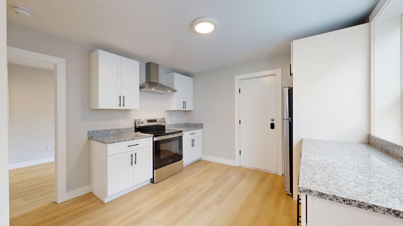 972-974 Saratoga Street - Photo 3 of 40