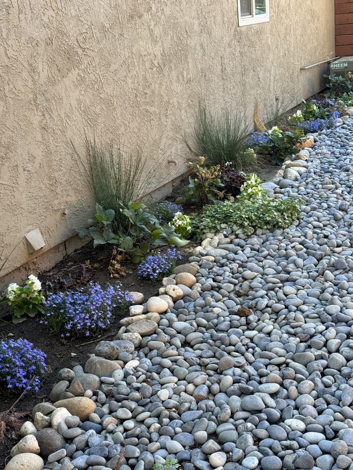 Woodglen Terrace - Photo 6 of 7