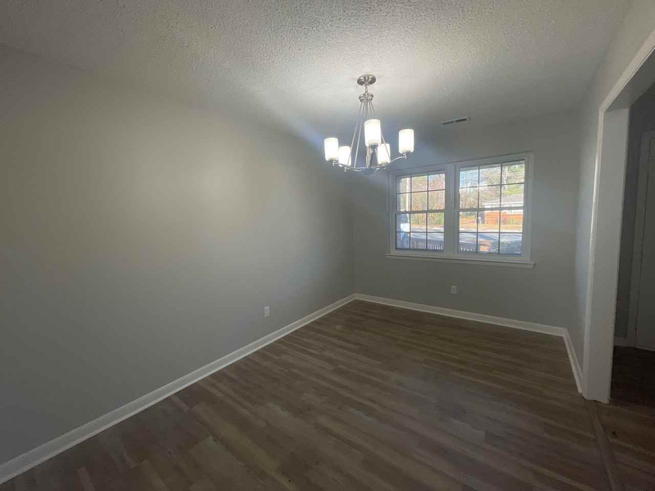 3415 Mastin Lake Road Northwest - Photo 3 of 14