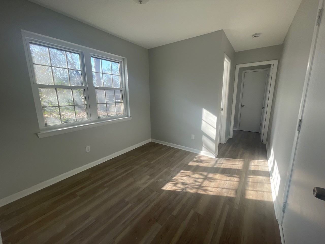 3415 Mastin Lake Road Northwest - Photo 4 of 14