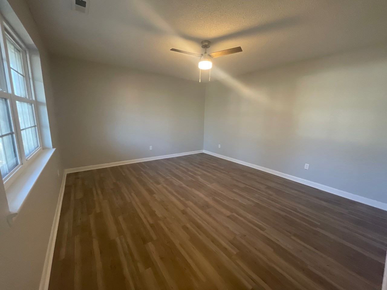 3415 Mastin Lake Road Northwest - Photo 7 of 14