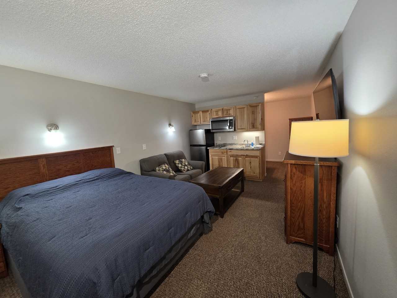 Sagewood Suites - Photo 3 of 40