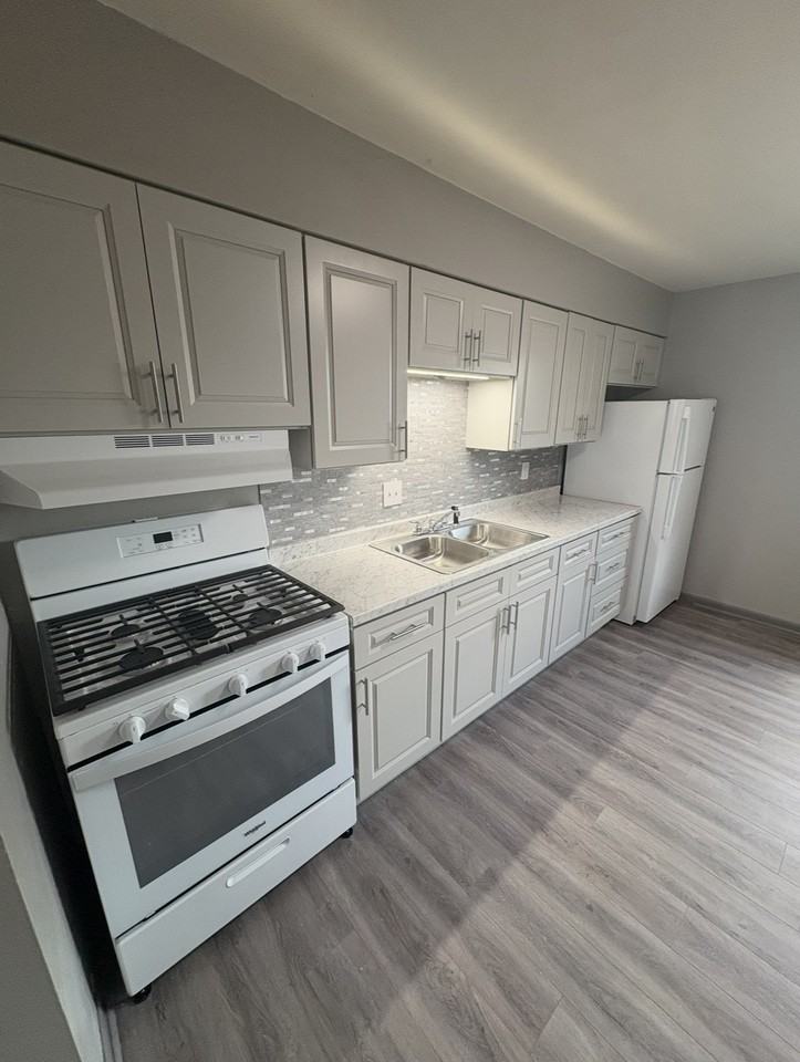 201 West Palmer Street - Photo 3 of 6