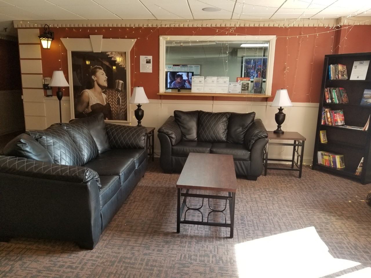 The Bronzeville Vincennes - Photo 4 of 18